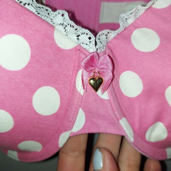 Pink bra - Picture 3 of 6